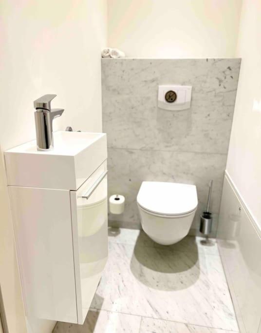 Gemuetliches Und Modernes Apartment,44 M² Wenen Buitenkant foto